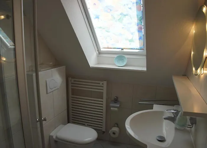 Kranich Semesterbostad Schonberger Strand